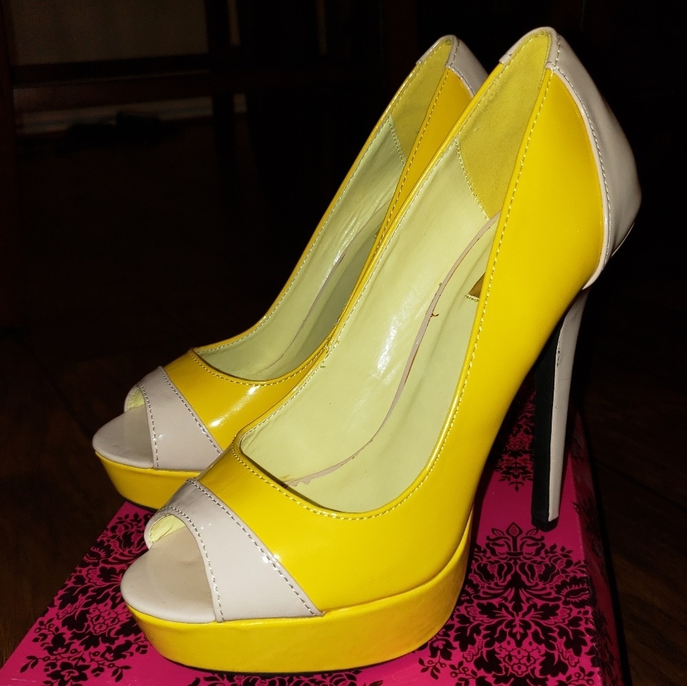 Ladies Heels